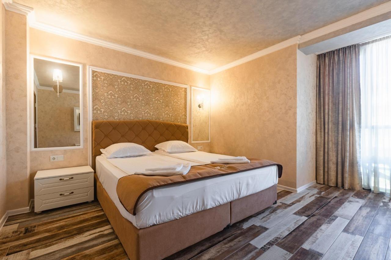 Hotel Baikal Pantai Sunny Luaran gambar