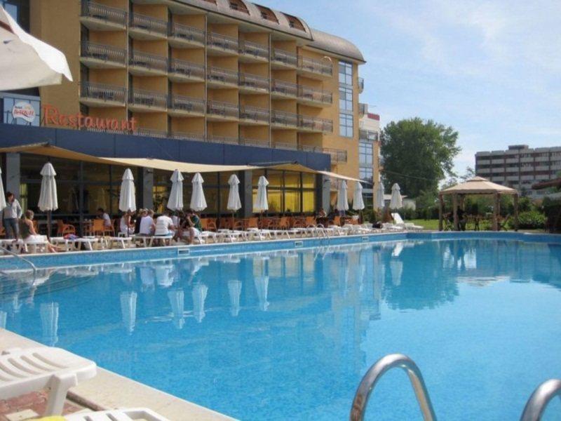 Hotel Baikal Pantai Sunny Luaran gambar