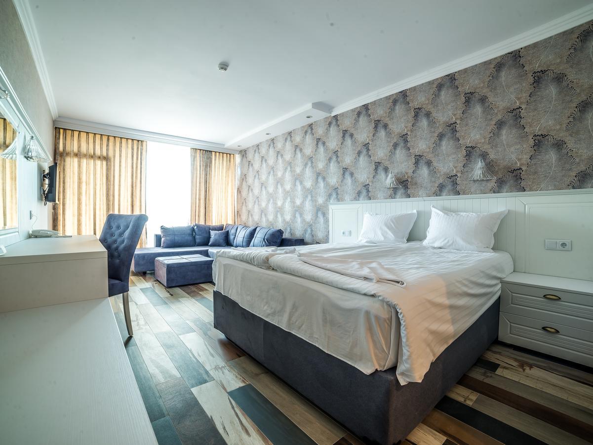 Hotel Baikal Pantai Sunny Luaran gambar
