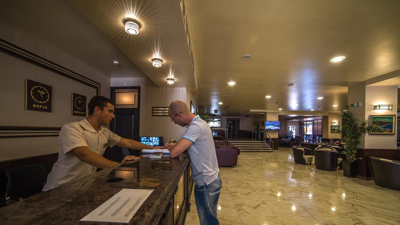 Hotel Baikal Pantai Sunny Luaran gambar