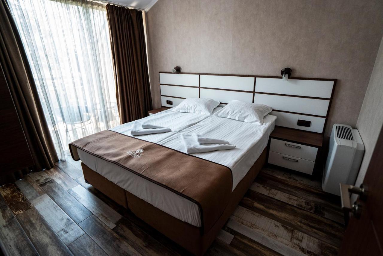 Hotel Baikal Pantai Sunny Luaran gambar